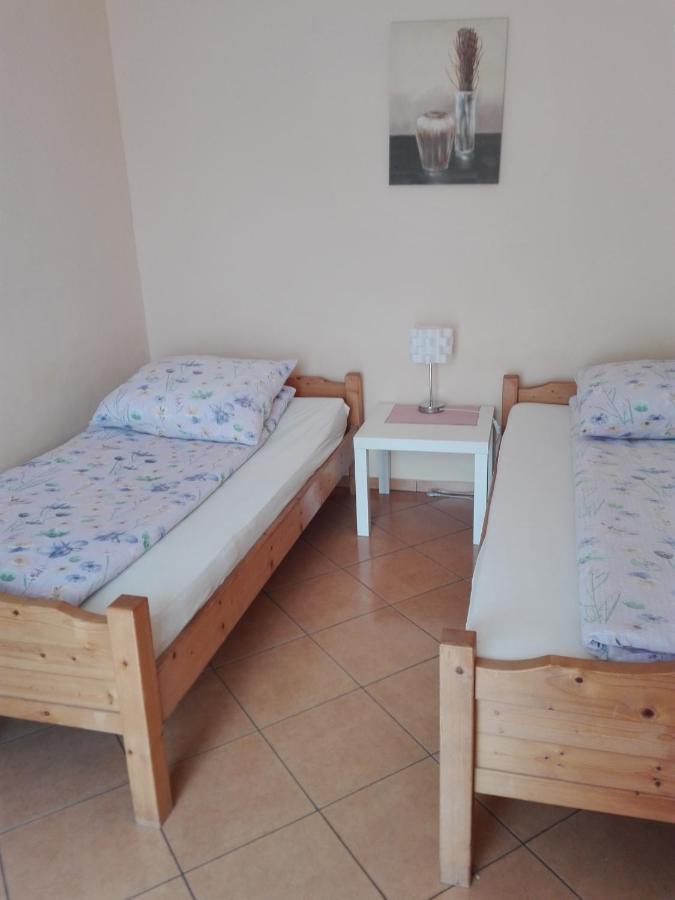 Relax U Janusza Hotel Kołobrzeg Eksteriør billede