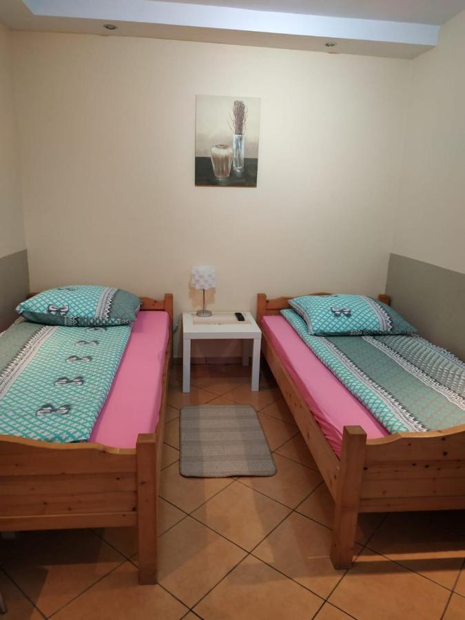 Relax U Janusza Hotel Kołobrzeg Eksteriør billede
