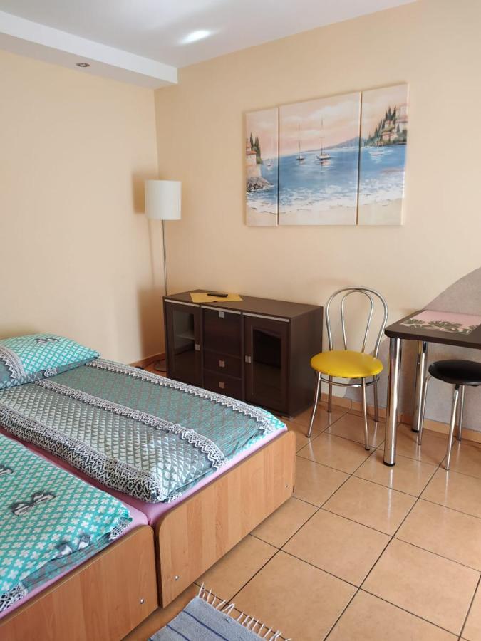 Relax U Janusza Hotel Kołobrzeg Eksteriør billede